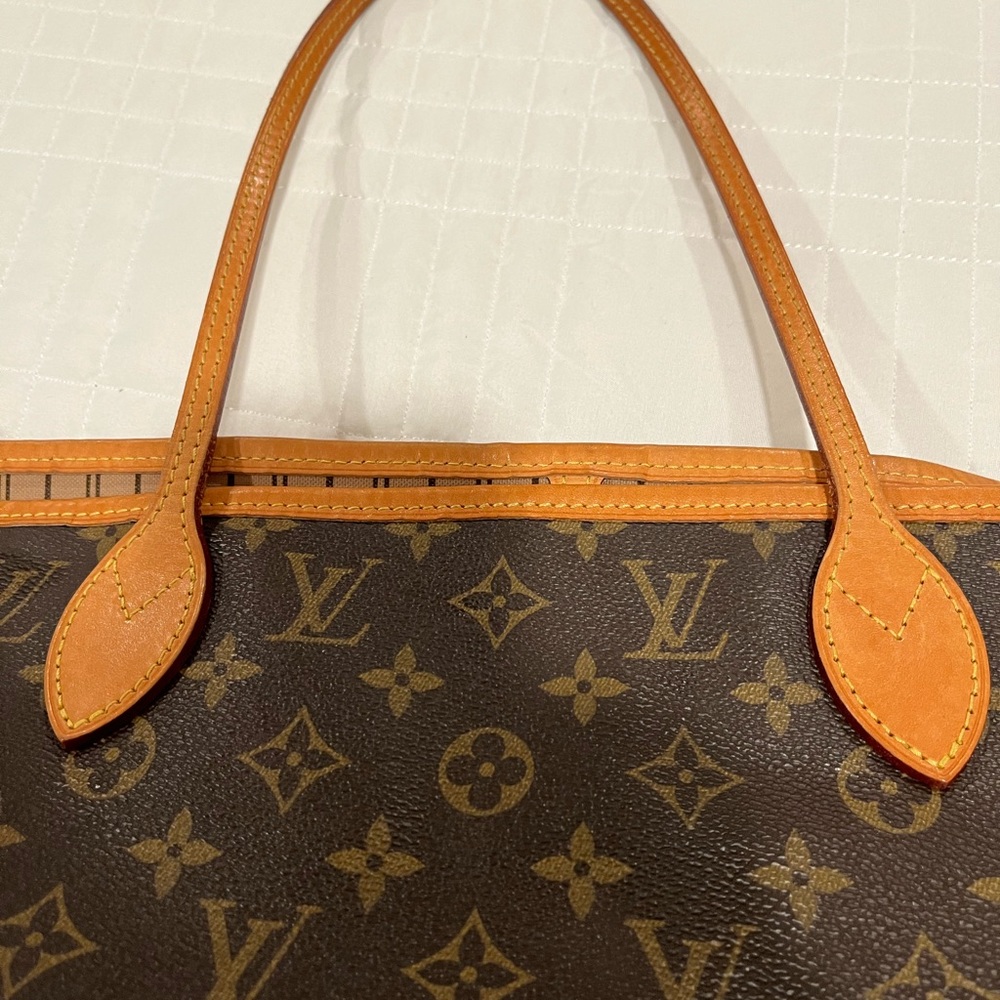 % Authentic Luis Vuitton Neverfull Mm Monogram Ex… - image 8